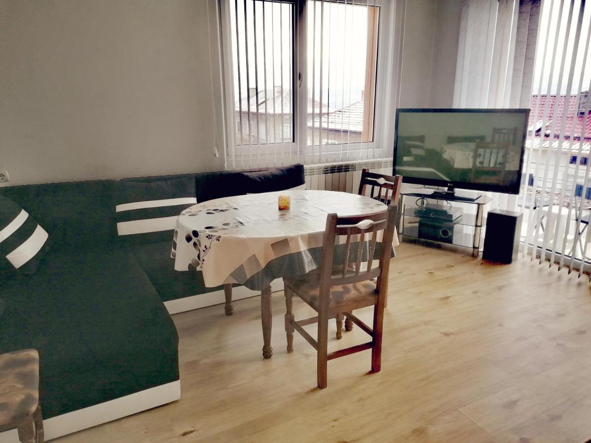 Apartment Daiv 萨帕雷瓦巴尼亚 外观 照片