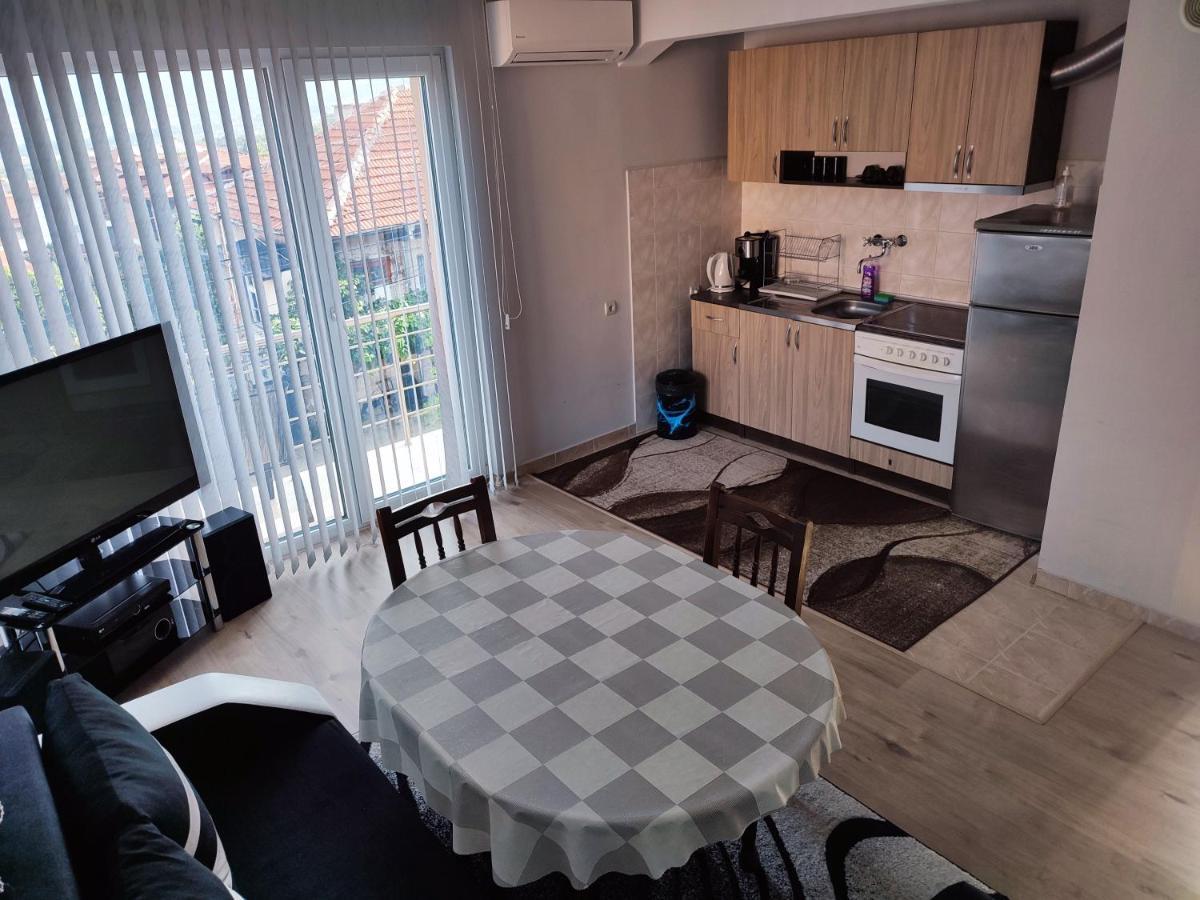 Apartment Daiv 萨帕雷瓦巴尼亚 外观 照片